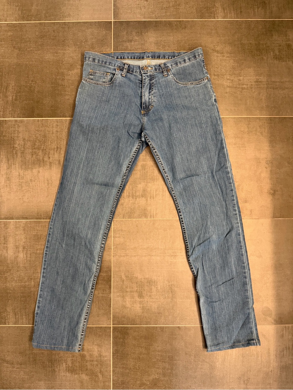 Dearborn Denim Men’s Tailored Fit Light Wash Jean 34 X 32